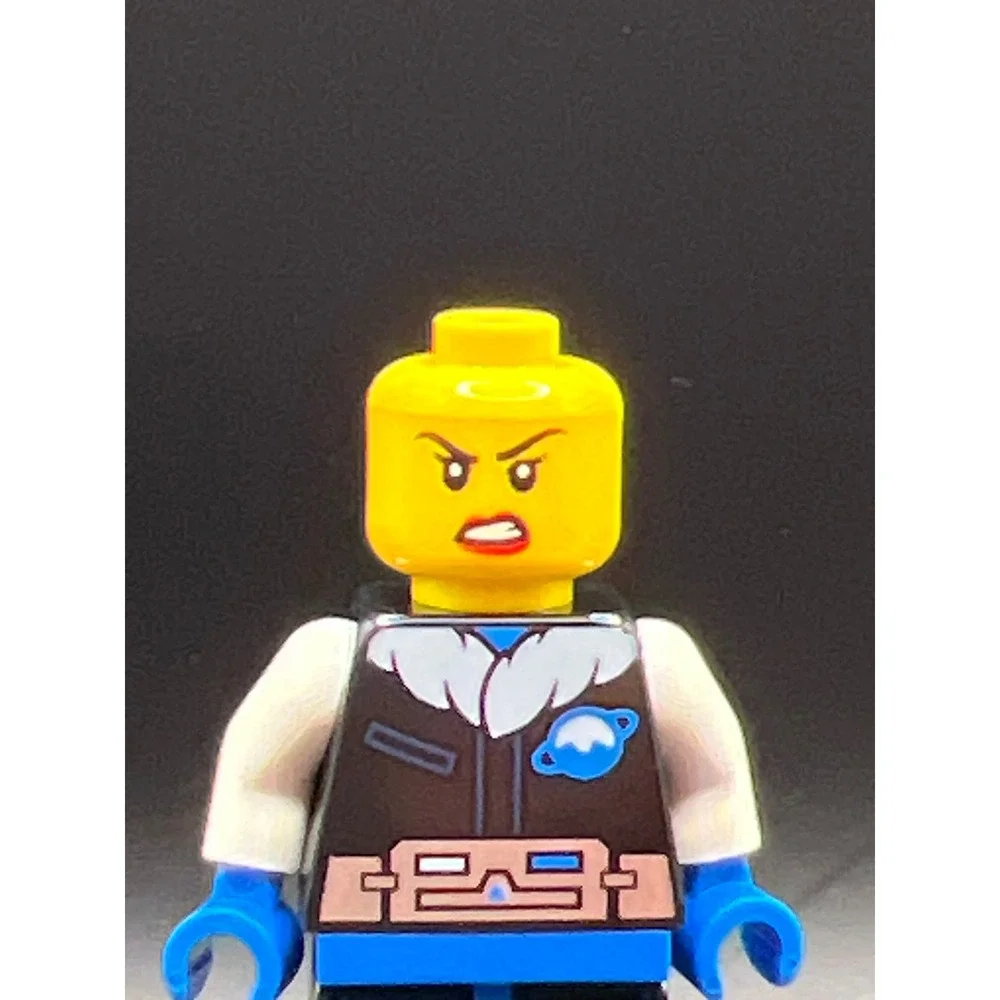 LEGO Space Ice Planet 2002 Series 26 Minifigure Blue Armor White Helmet col444